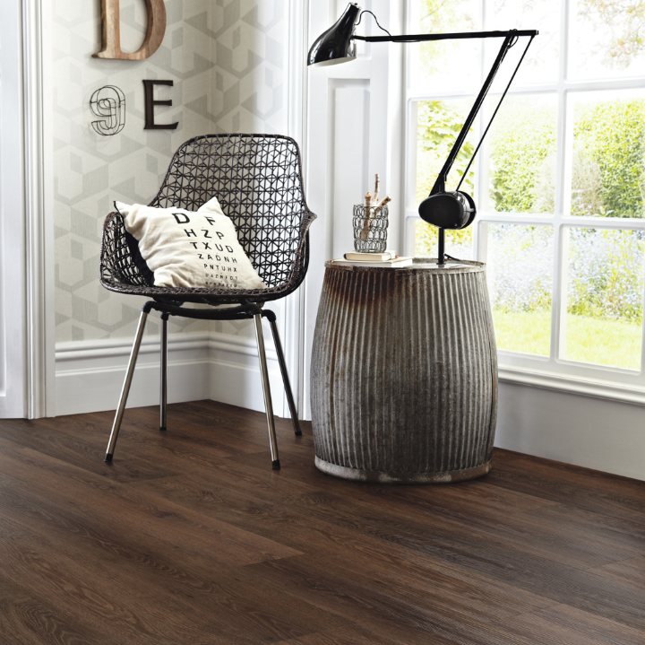 Karndean Knight Tile Glue LVP, Aged Oak